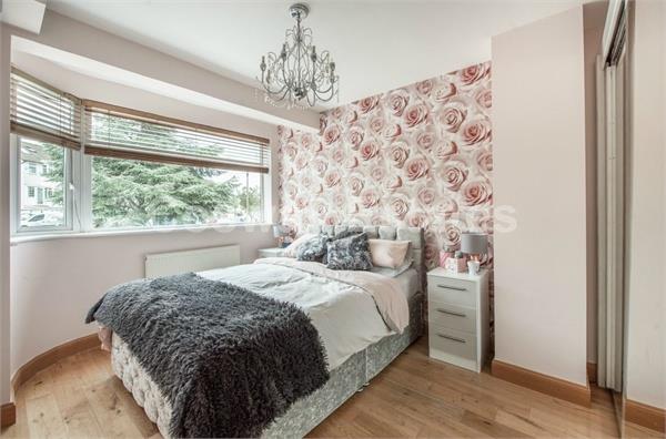 Grants Close, Mill Hill